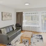 Beautiful, Quite And Very 2 Bedroom Flat *