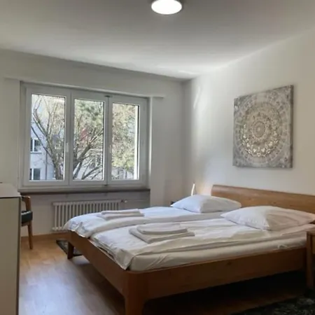 Beautiful, Quite And Very 2 Bedroom Flat Apartamento