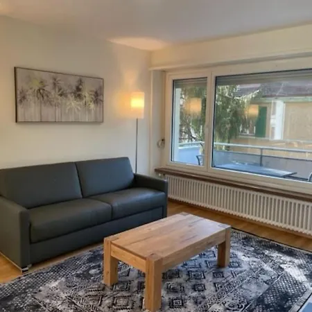 Beautiful, Quite And Very 2 Bedroom Flat Apartamento *