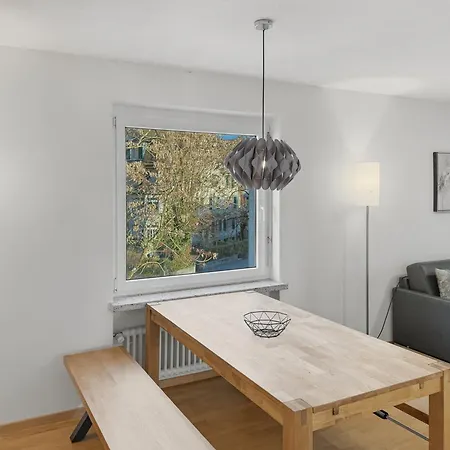 Lejlighed Beautiful, Quite And Very 2 Bedroom Flat