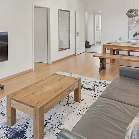 Beautiful, Quite And Very 2 Bedroom Flat * Zurich