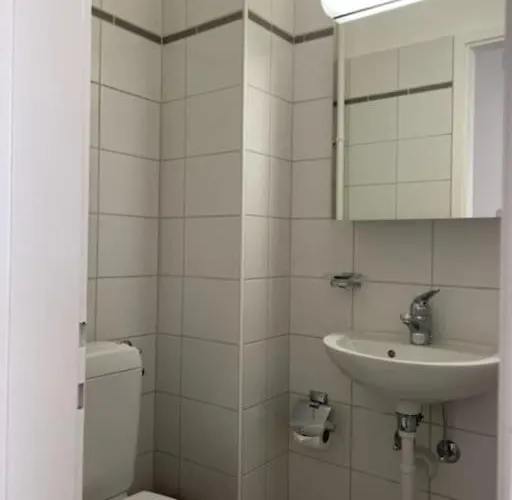 Apartmán Beautiful, Quite And Very 2 Bedroom Flat